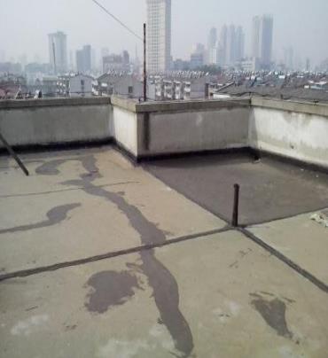 尖山漏水维修 楼顶漏水是什么原因，楼顶漏水维修方法是什么?