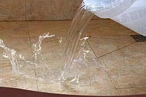 尖山漏水维修 免砸砖防水材料该如何施工